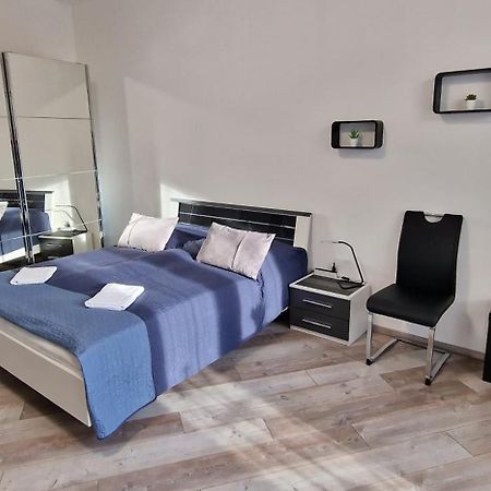 Extra Sok Szobas Apartman Budapest Kozpontjaban Apartment Exterior foto