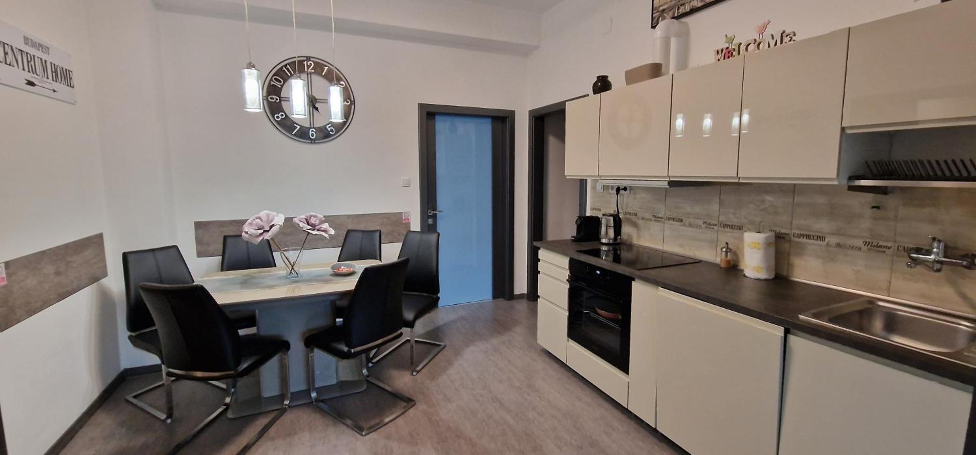 Extra Sok Szobas Apartman Budapest Kozpontjaban Apartment Exterior foto